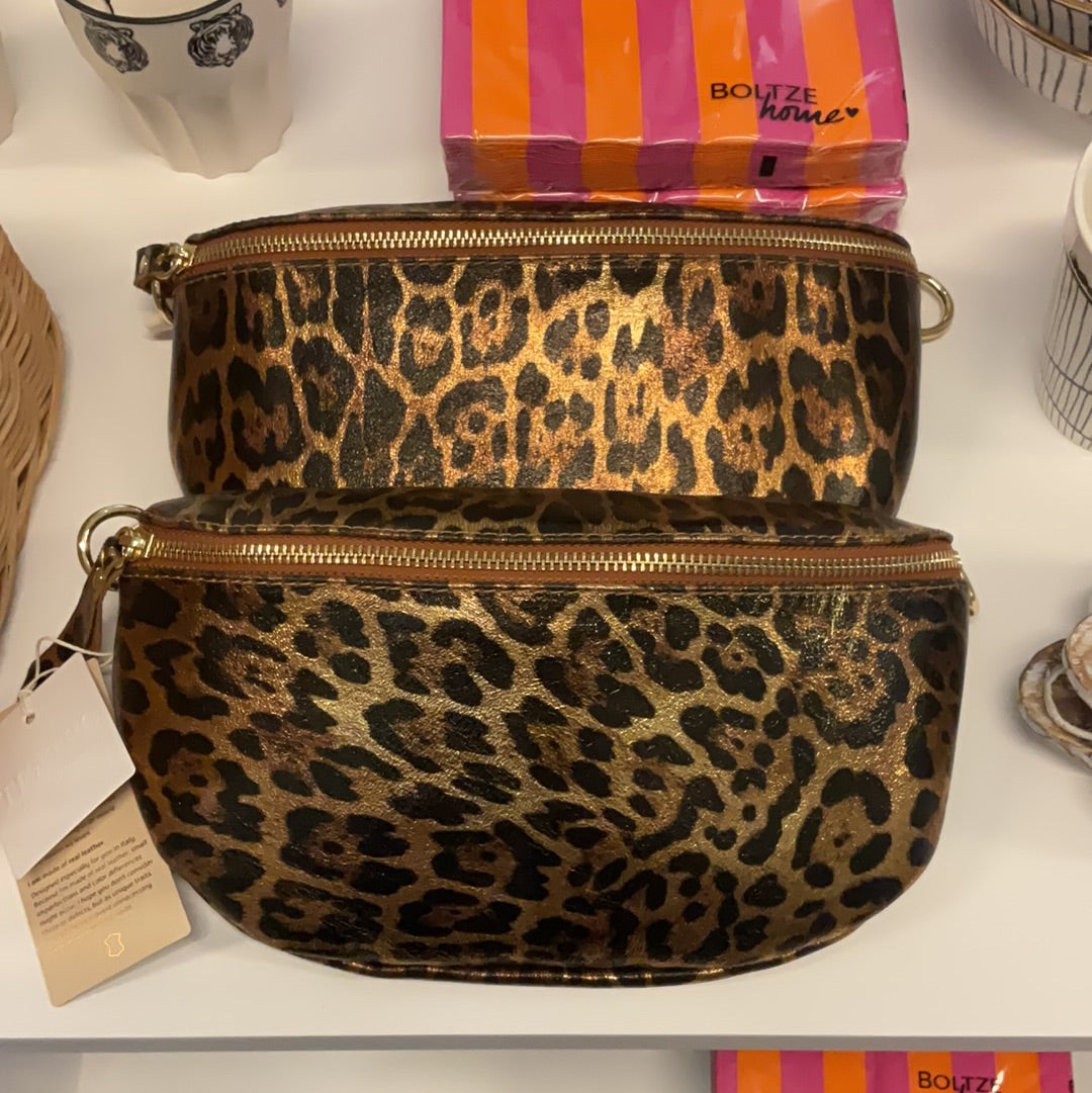 Leopard hip bag