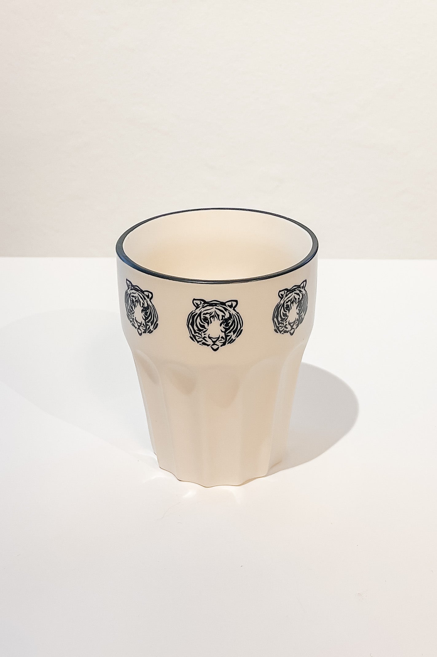 House vitamin leopard mug M