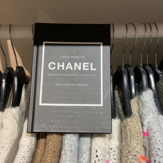 Little book of Chanel